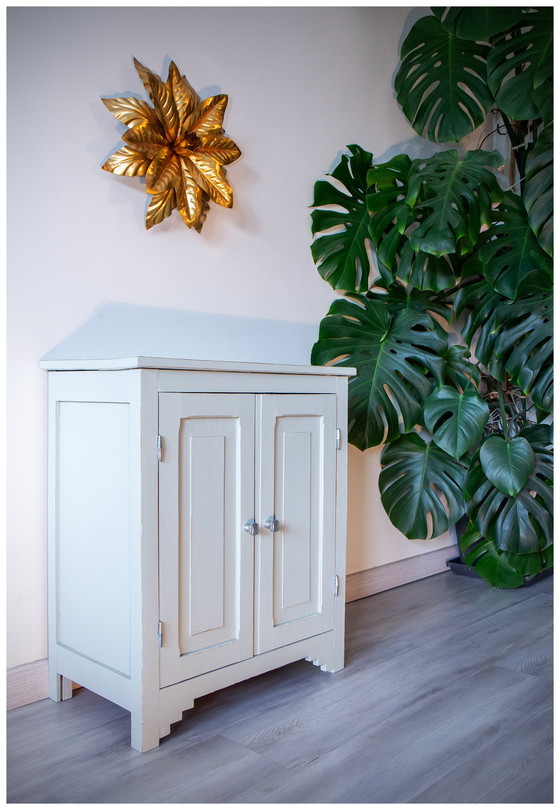 Image 1 of Buffet parisien gris argile, bois patiné, 1950