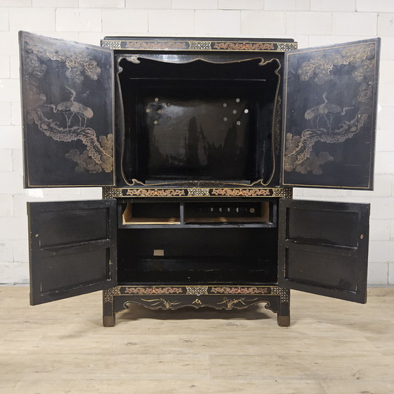 Image 1 of Armoire chinoise vintage en laque oiseaux fleurs (stéatite) armoire bohème / armoire orientale / armoire asiatique