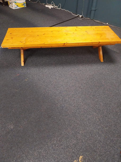 1 x Scandinavian pine coffee table XXL, 2 meters long. 1970s