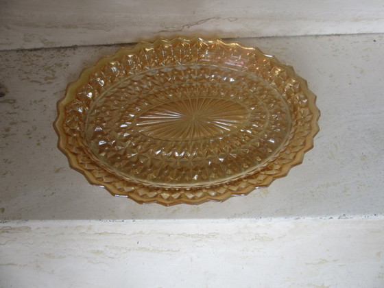 Plateau de service ovale en verre pressé Art Déco style Fenton, motif carnaval – Accessoires de table, Glass (photo 13 of 13)