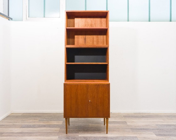 Image 1 of Cómoda de teca de los años 60 con estante de dos piezas