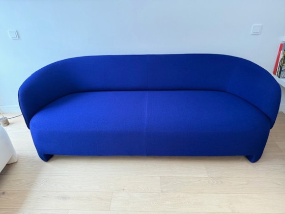 Image 1 of Divani Taru Ligne Roset blu e crema, poggiapiedi. Set in ottime condizioni.