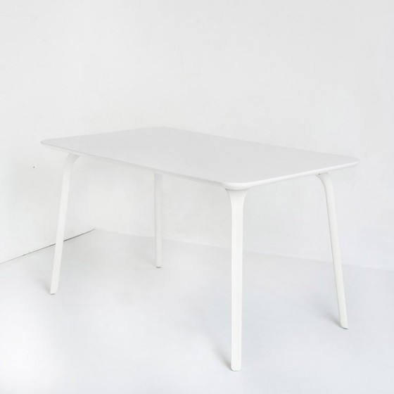 Table Model "First" Designed by Stefano Giovannoni for Magis. Italy, 2007 – Dining tables, Plastic (photo 4 of 11)