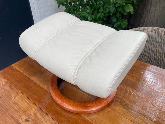 Ekornes Stressless Footstool – Footstools & poufs, Wood (photo 5 of 14)