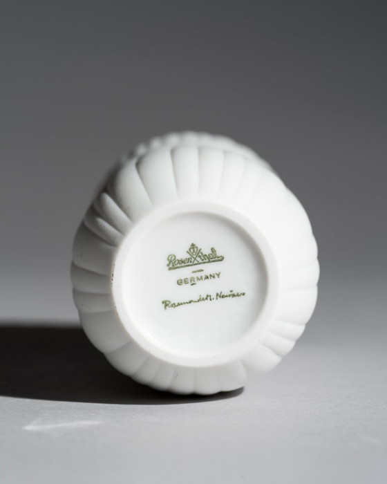 Image 1 of Rosenthal Anemone Porzellan-Trio kleiner Vasen mit Deckelbox von Rosemonde Nairac