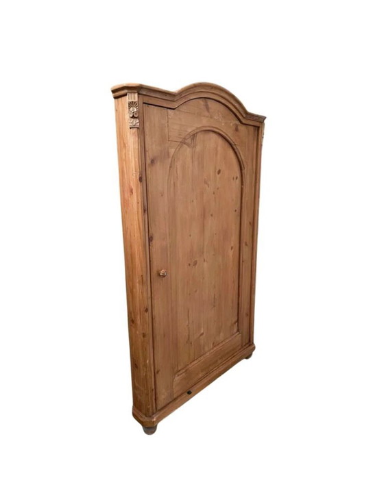 Image 1 of Biedermeier Corner Cabinet - Stylish and Space-Saving