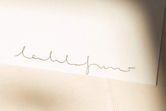 Image 1 of Grote Fine Art Fotoprint van Carlota Guerrero (geb. 1989)