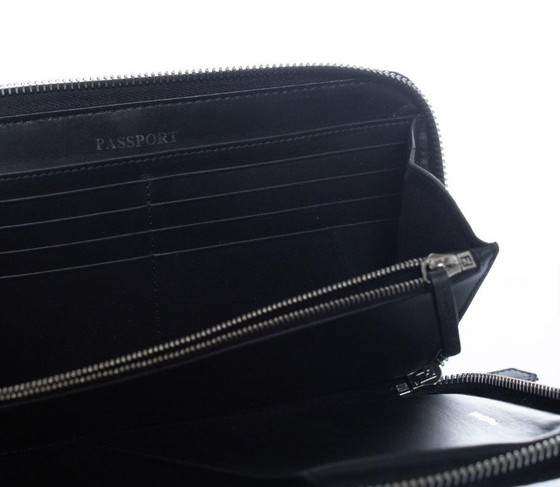 Image 1 of Fendi, pochette continentale con zip in pelle stampata FF