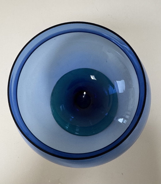 Image 1 of Bonbonnière en verre bleu Empoli vintage | Conception italienne