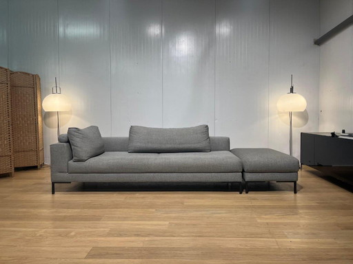 NEW CONDITION Design on Stock Aikon Lounge + WARRANTY