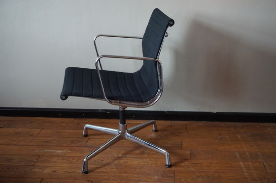 Image 1 of 4x Vitra Eames Ea107