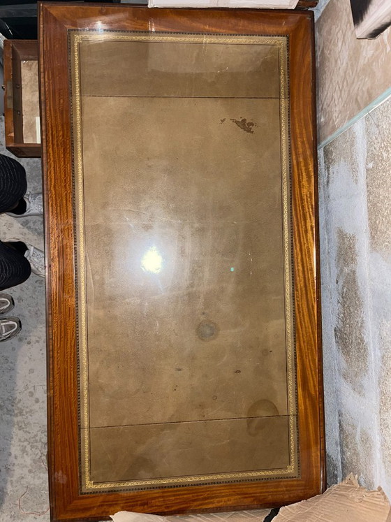 Image 1 of Maple & Co Prachtig Edwardiaans bureau van satijnhout met kruisbanden van walnoothout