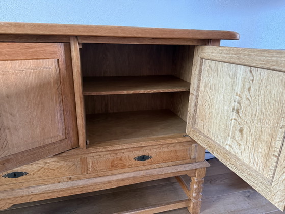 Danish Mid-Century Oak Sideboard by Henning Kjærnulf (1960s) – Brutalist Style – Merk onbekend, Wood (photo 5 of 9)