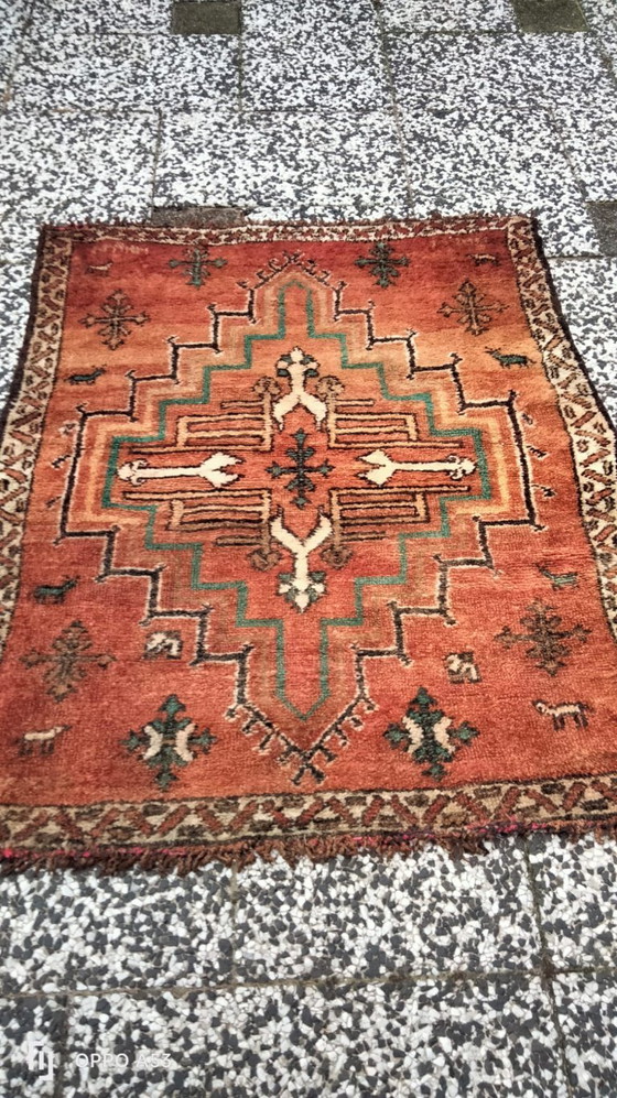 Image 1 of Handgeknüpfter Berberteppich aus Wolle, 135 x 110 cm