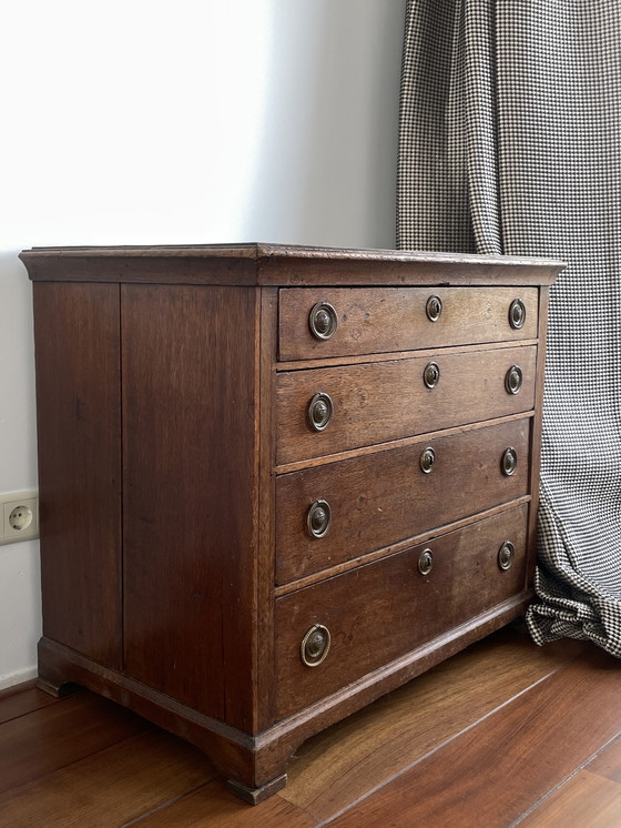 Image 1 of Cómoda antigua de finales del siglo XVIII/principios del siglo XIX