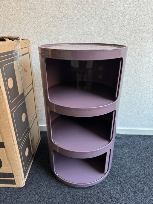 Paars Kartell componibili kastje
