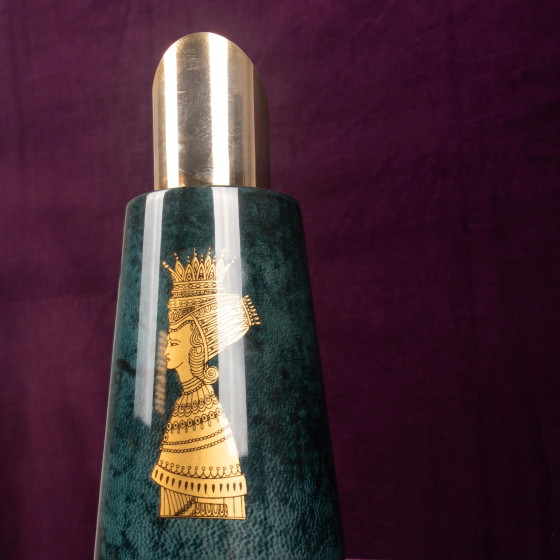 Aldo Tura Mod. 1278D Gedecoreerde Blauwe Geitenleren Perkament Thermoskan Italië 1950 – Decoratieve objecten (photo 13 of 18)