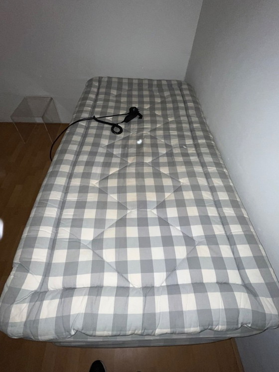 Image 1 of Grigio-bianco Hästens Molla regolabile 100x200