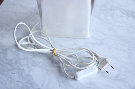 Image 1 of Icecube lamp Ikea