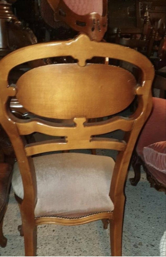Image 1 of 4 Italiaanse Barok eetkamer stoelen 