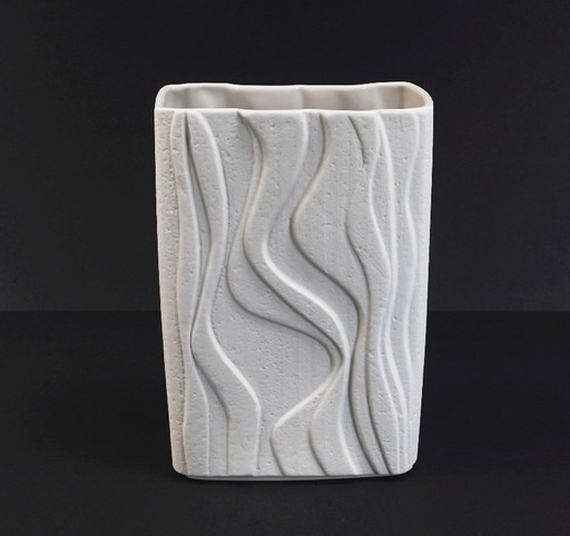 Vase en Porcelaine Heinrich Blanc Modèle 2086 Glaçure Mate Op Art Décor Relief Vague Années 1960