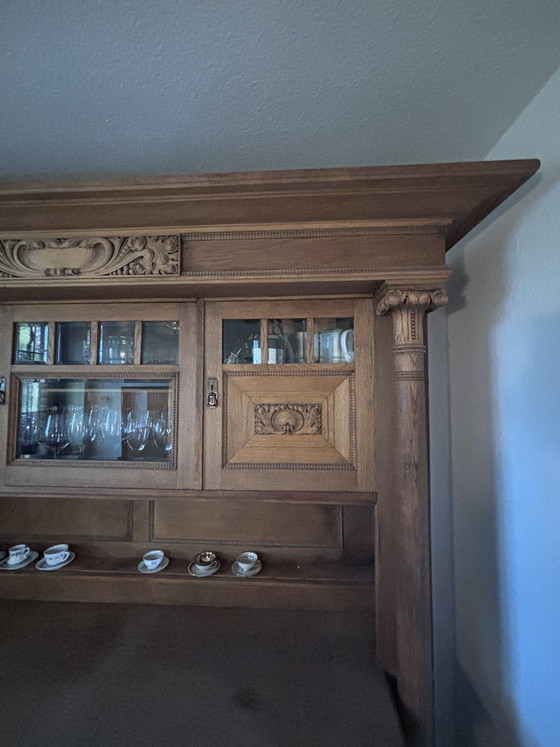 Image 1 of Oude dressoirkast voor de woonkamer
