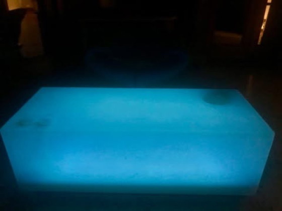 Image 1 of Armadio bar con luce nera