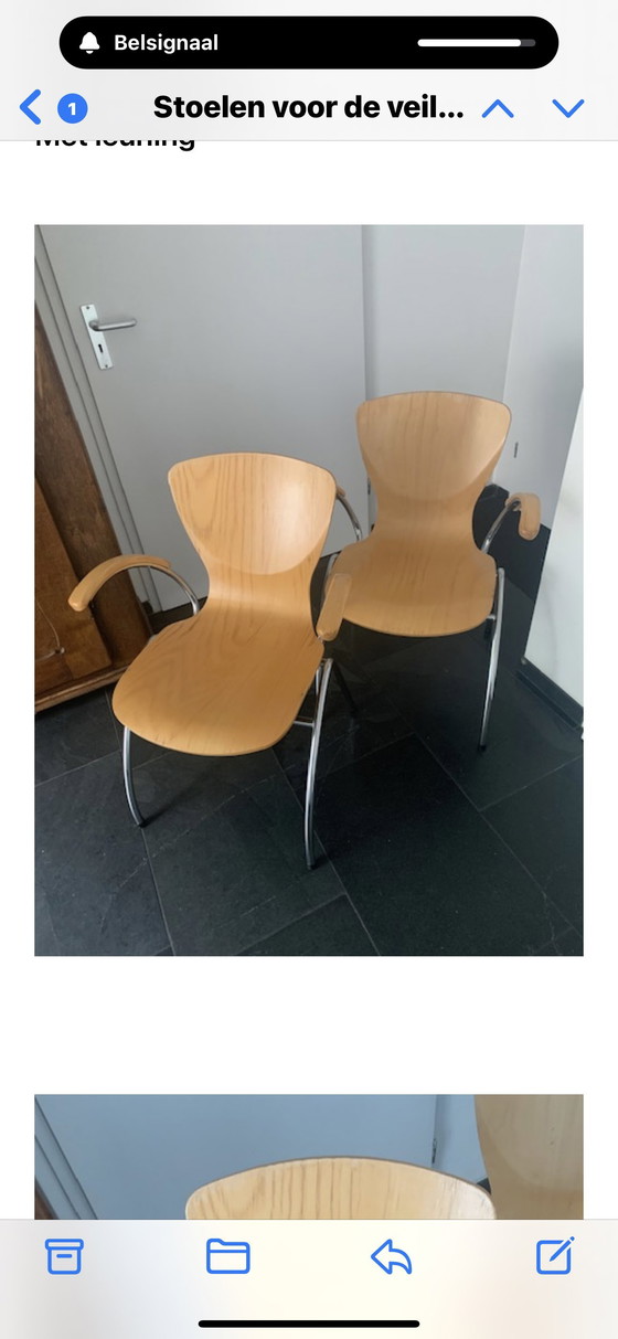 Image 1 of Sedie a farfalla con schienale blu