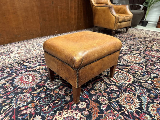 Set Classic English Sheep Leather Armchair and Ottoman – Bendic International, Wood (photo 11 of 14)