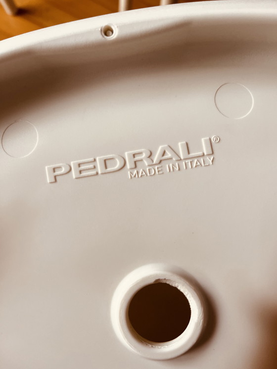 Image 1 of Juego de 6 taburetes italianos de plástico Pedralis