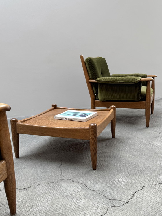 Image 1 of Lot de 2 fauteuils Wilhelm Knoll accoudoirs chêne bois massif velours vert, Allemagne années 1960