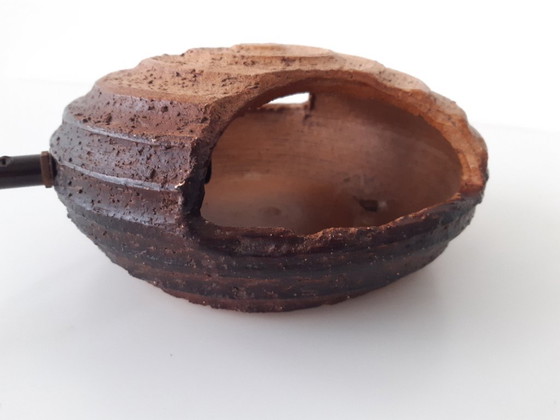 Image 1 of Keramieken vintage wandlamp, chamotte klei, brutalist wandlamp, bruine aardewerken mcm lamp