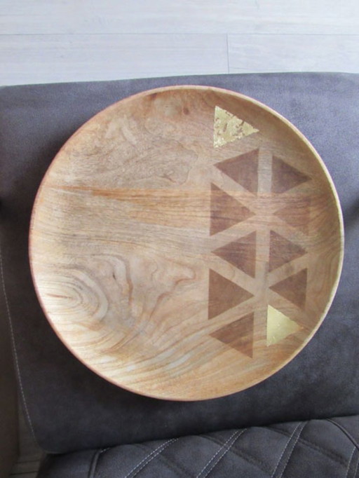 Wooden plate for decoration