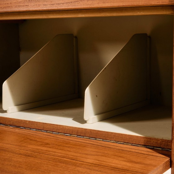 Image 1 of MK11133 Gerestaureerde teakhouten kaptafel van Kurt Østervig