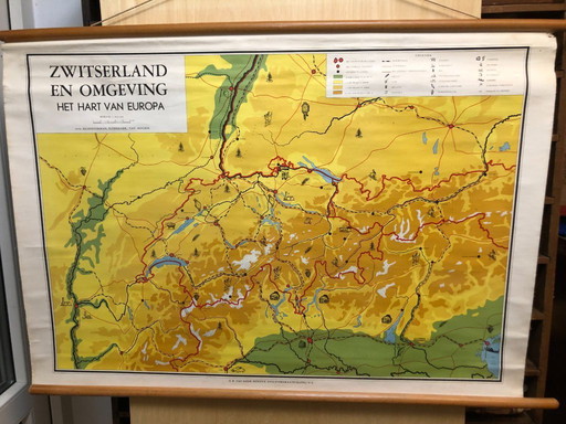 Vintage schoolplaat schoolkaart Zwitserland en omgeving 116 x 86 Van Goor zonen