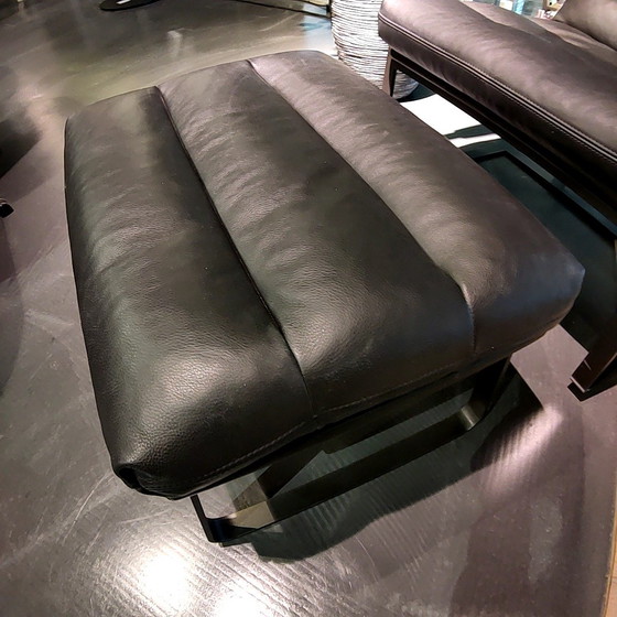 Image 1 of Leolux Indra Plus Sessel mit Ottomane