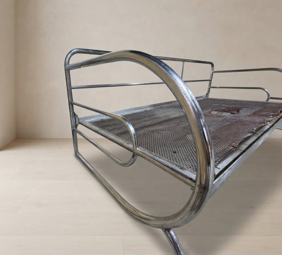 Vintage frame voor een chaise longue van verchroomd buisvormig staal, midden 20e eeuw, Tsjechoslowakije, (photo 10 of 12)