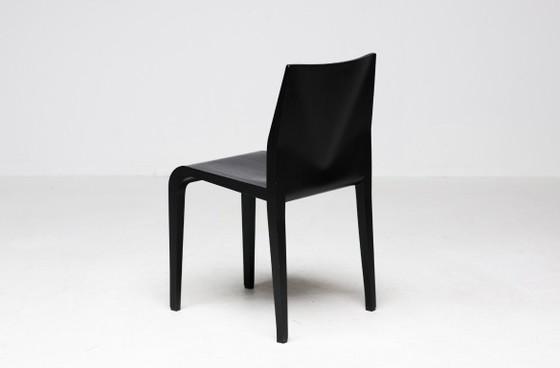 Chaise Laleggera, Riccardo Blumer pour Alias, magnifique noir au grain apparent – Chaises de salle à manger (photo 14 of 19)