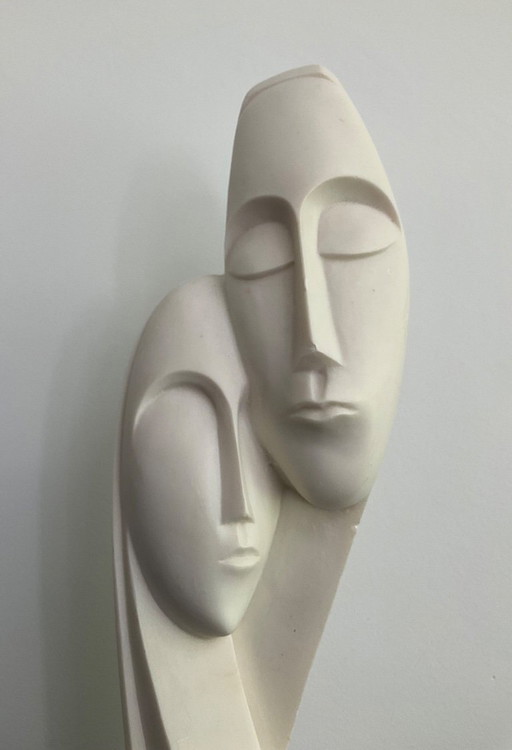 ESTATUA DE ALABASTRO DE DISEÑO ELEGANTE “DEVOCIÓN”