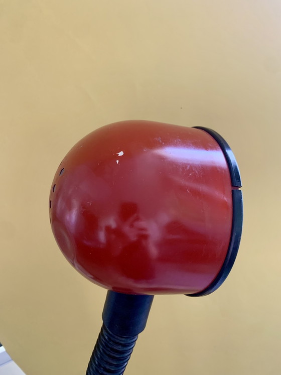 Groot, zeldzaam model in bordeauxrood - ALDA Type 1 - Zweden, jaren 70 – Vloerlampen, Metal, Rubber (photo 11 of 15)