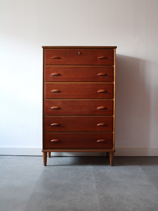Vintage Danish teak chest of drawers, tall and narrow!