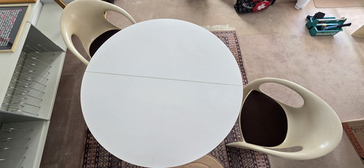 Very beautiful vintage design dining set from the mid-century period.