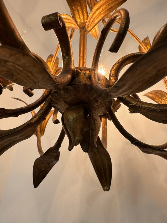 Image 1 of Gouden kroonluchter met palmbladmotief uit de jaren 70