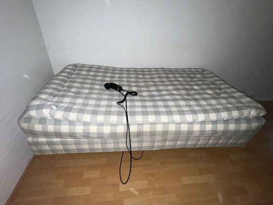 Image 1 of Grigio-bianco Hästens Molla regolabile 100x200