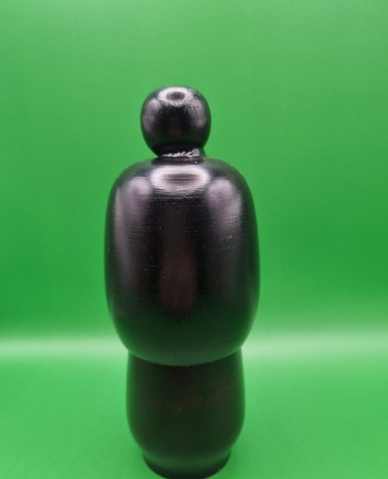 Kokeshi "Black Kimono Okappa" de (présumé) Kunio Miyagawa – Objets déco, Wood (photo 3 of 6)