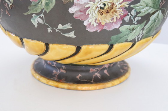 Image 1 of Vaas van keramiek met bloemendecor, Italië, jaren 1980