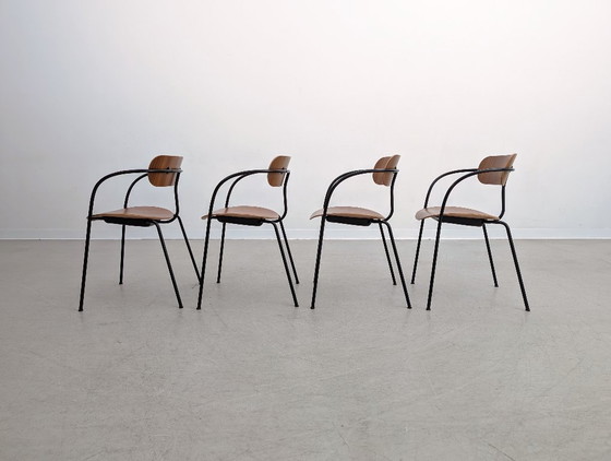 Image 1 of Set van 4 & Tradition Pavilion AV2 stoelen Frost Product fauteuil