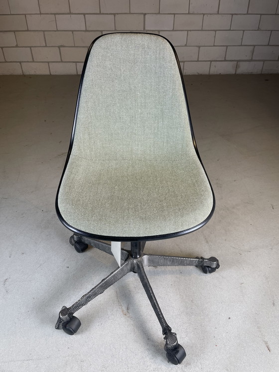 Image 1 of 2X Vitra Eames Pscc Office Chair