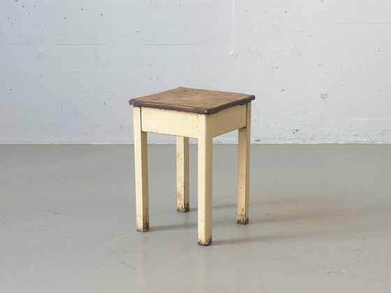Vintage kruk met opbergruimte, circa jaren 1940/50. – Bijzettafels, Wood (photo 5 of 13)