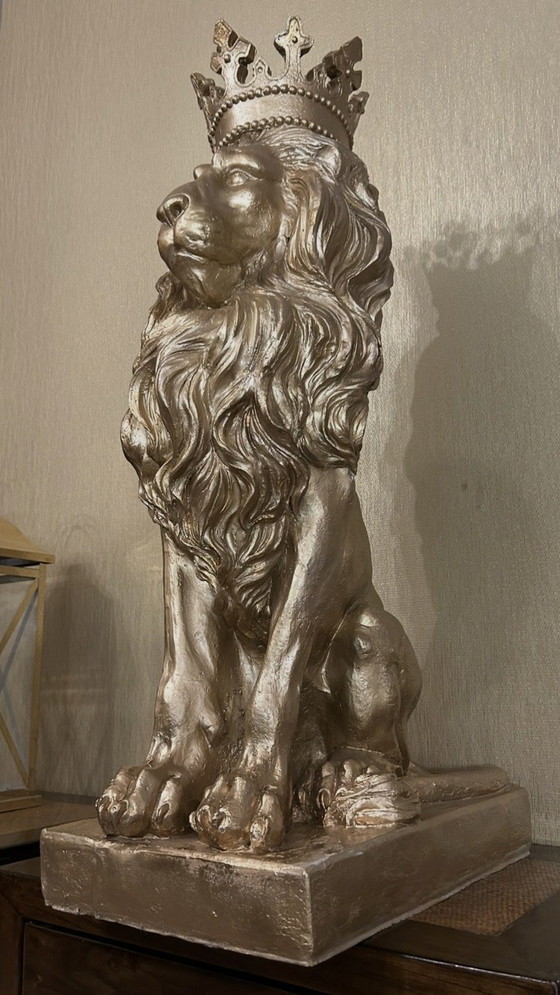 Image 1 of Große Löwenfigur für Garten oder Innenräume